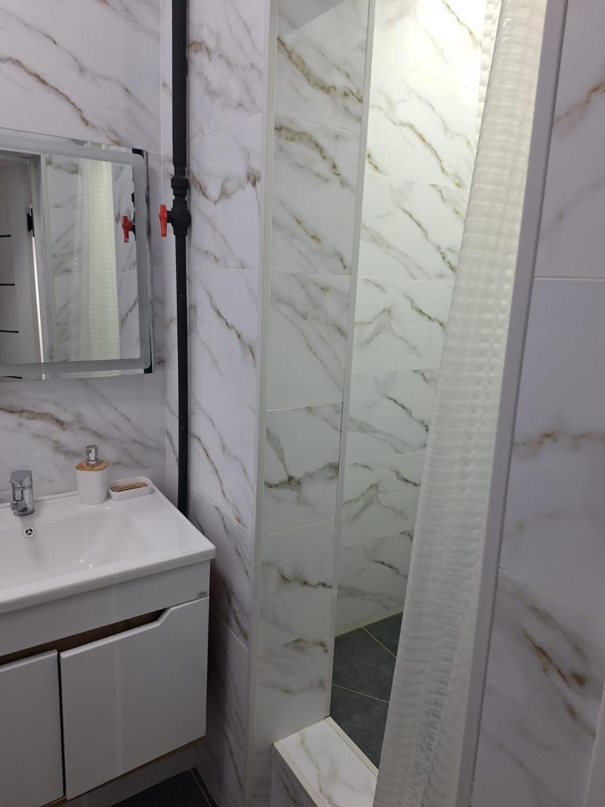Апартаменты Центр Медеуский Район Almatî Exterior foto